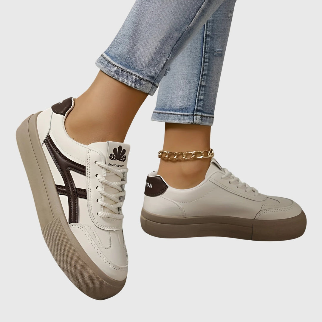 Necdet – Sneaker mit Schnürverschluss Und Kontraststreifen