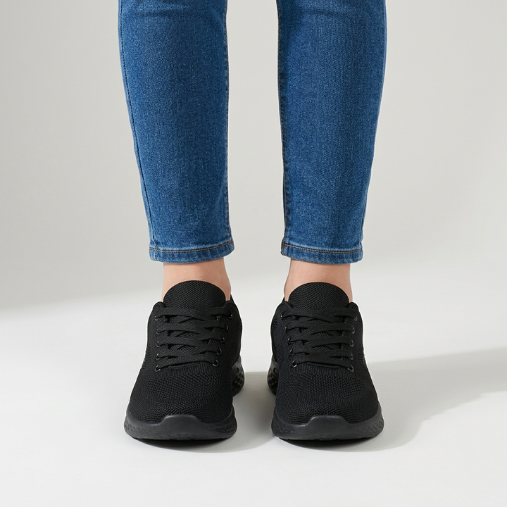 Alixia - Bequeme Sneaker Mit Schnürung