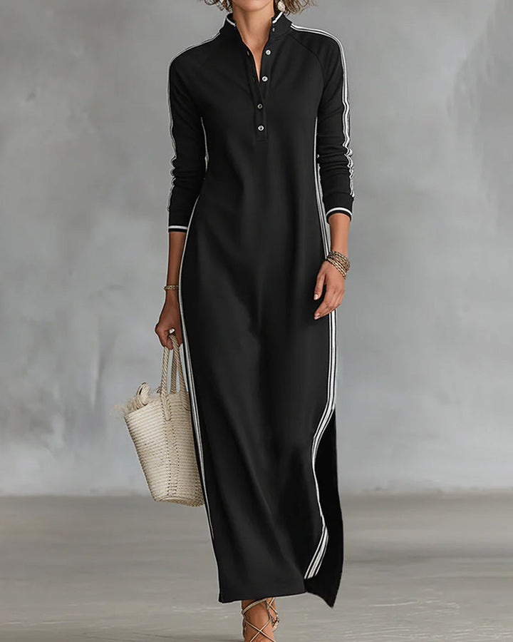 Sirilak – Kleid mit V-Ausschnitt und kontrastierenden Knöpfen