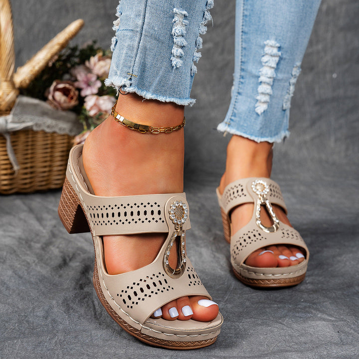 Nicoleta – Orthopädische Sandale Mit Zirkonia