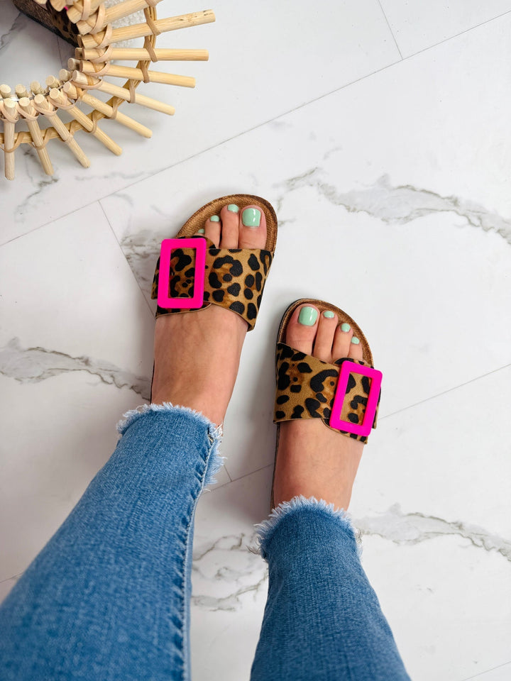 Nihya – Sandalen Mit Schnallenverschluss