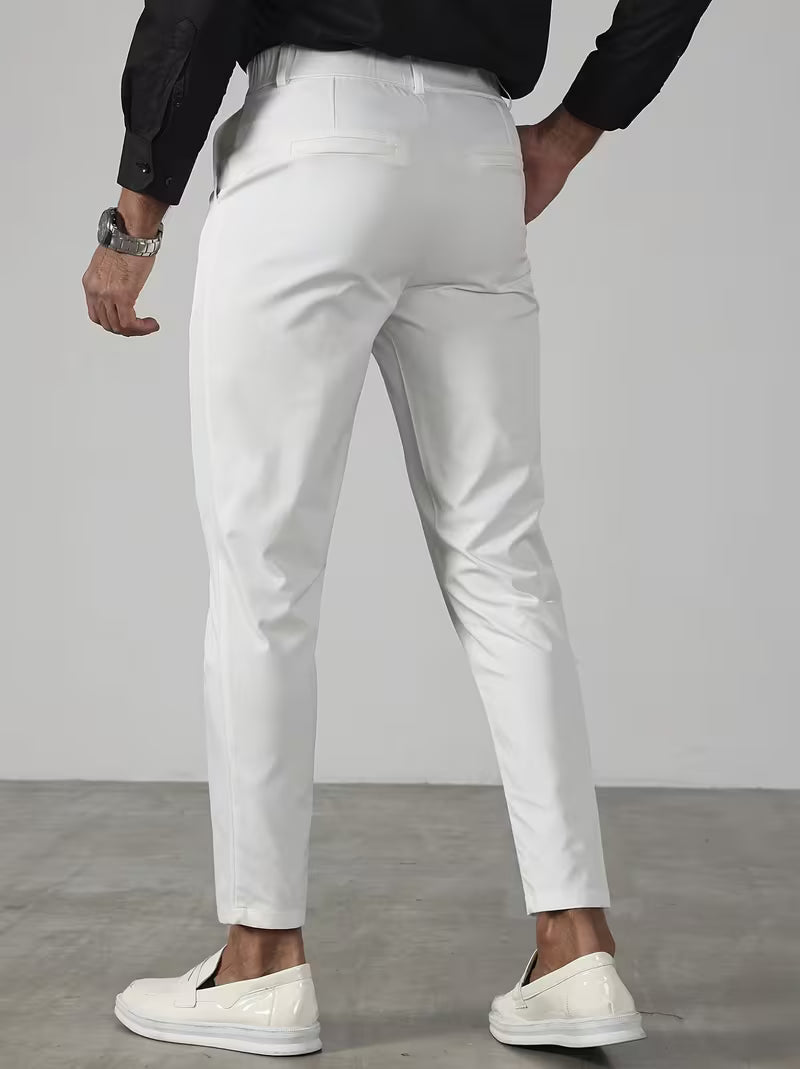Krsto – High-End-Hosen MIT Hohem Bund