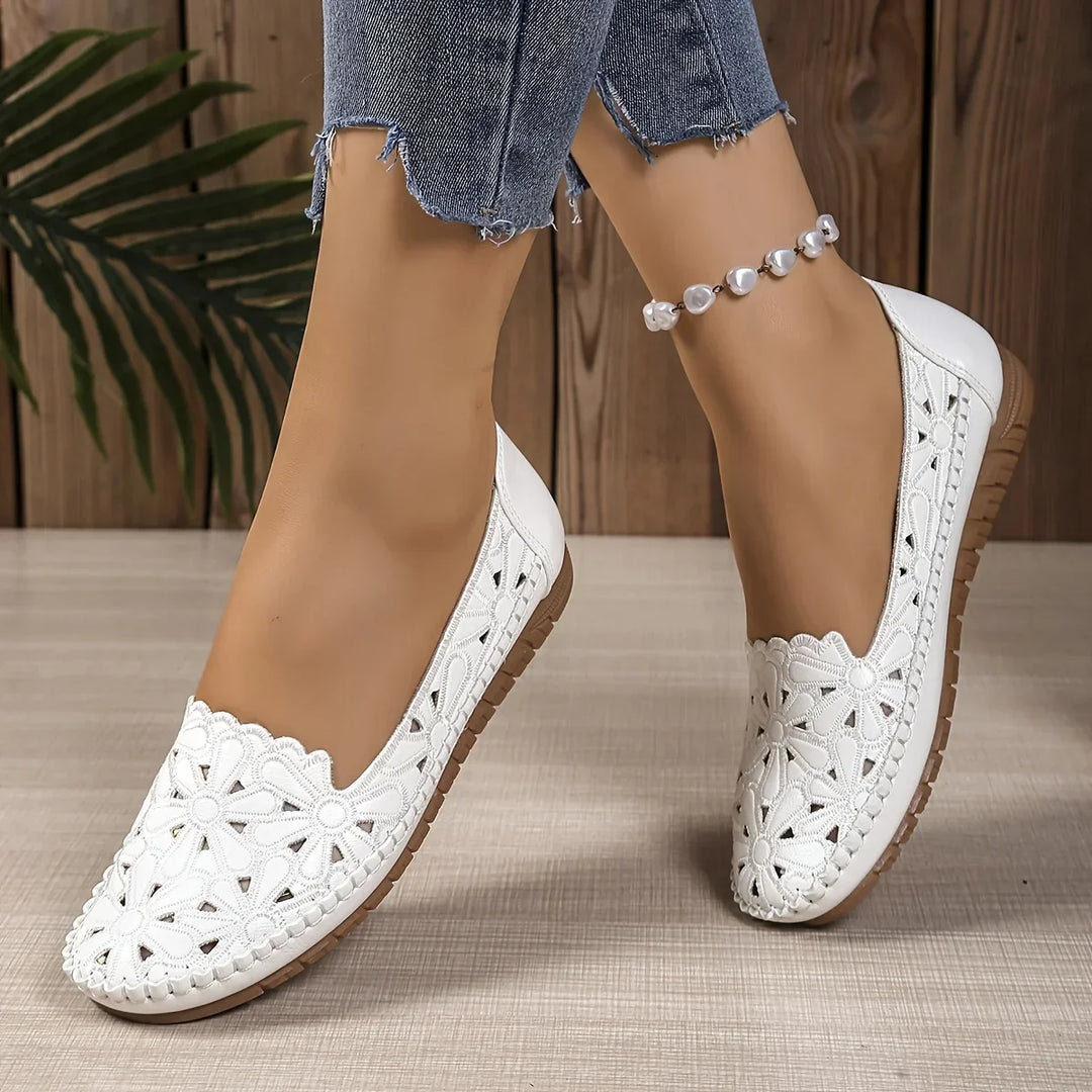 Inessa – Modische Orthopädische Schuhe Mit Ausschnitte