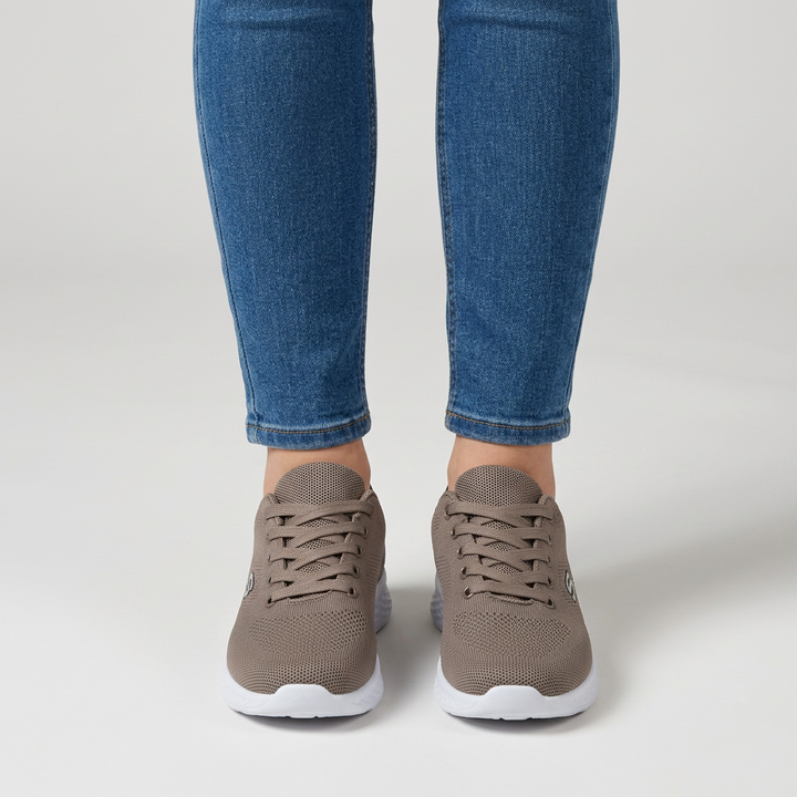 Alixia - Bequeme Sneaker Mit Schnürung