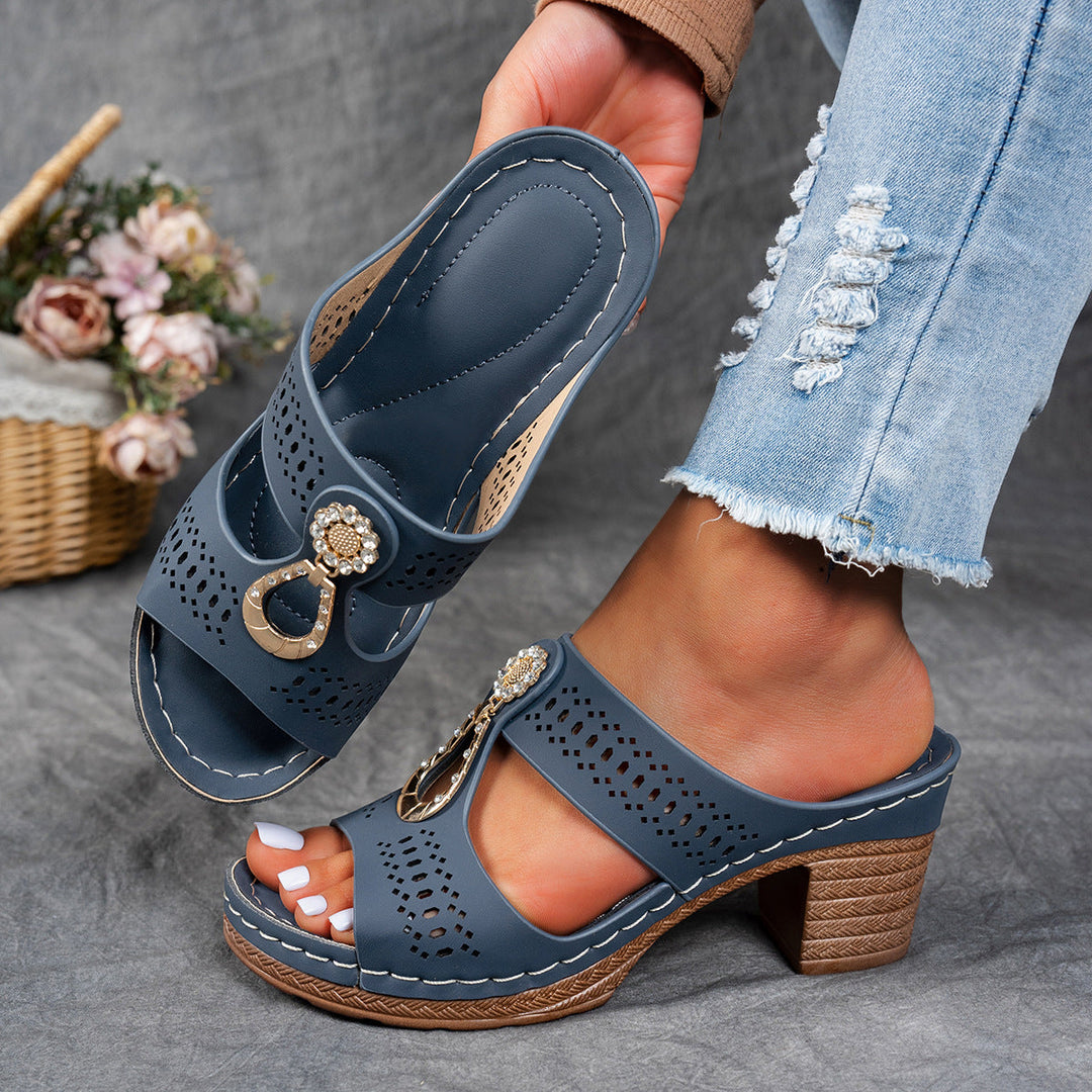 Nicoleta – Orthopädische Sandale Mit Zirkonia