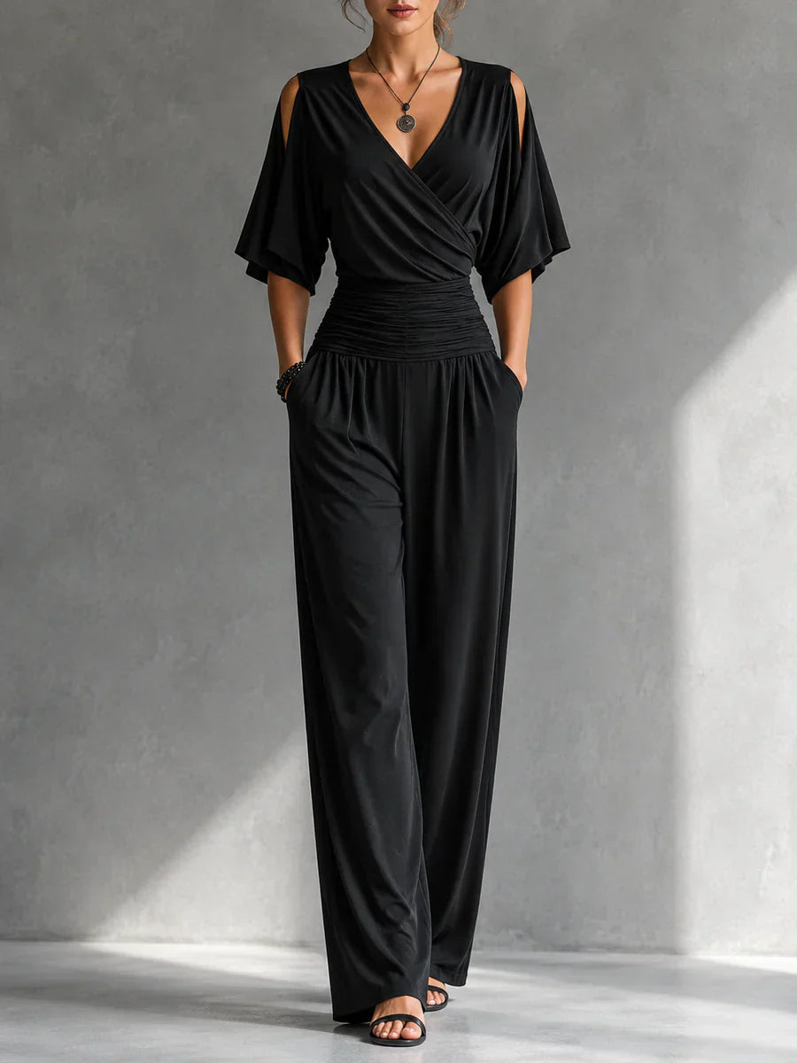 Greene – Jumpsuit mit Wickelausschnitt, Cold-Shoulder-Details und weitem Bein