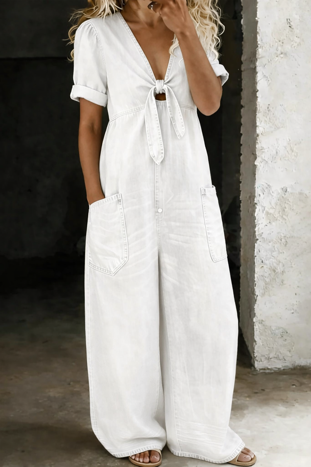 Zeta - Jumpsuit Mit V-ausschnitt Und Kurzen Ärmeln