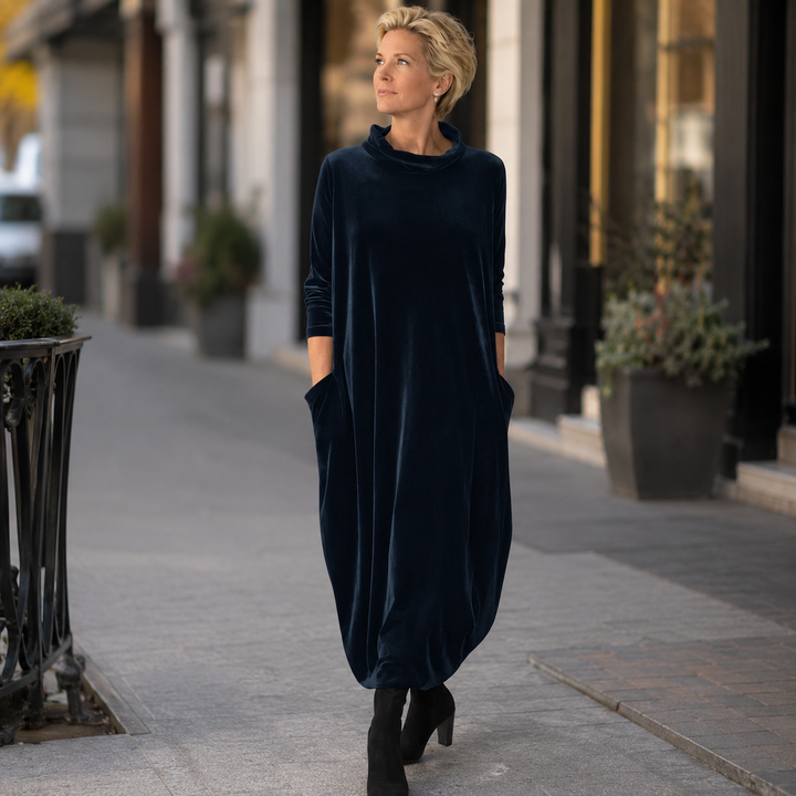 Lellina – Maxikleid Aus Samt Mit Hohem Kragen Und Lockerer Passform