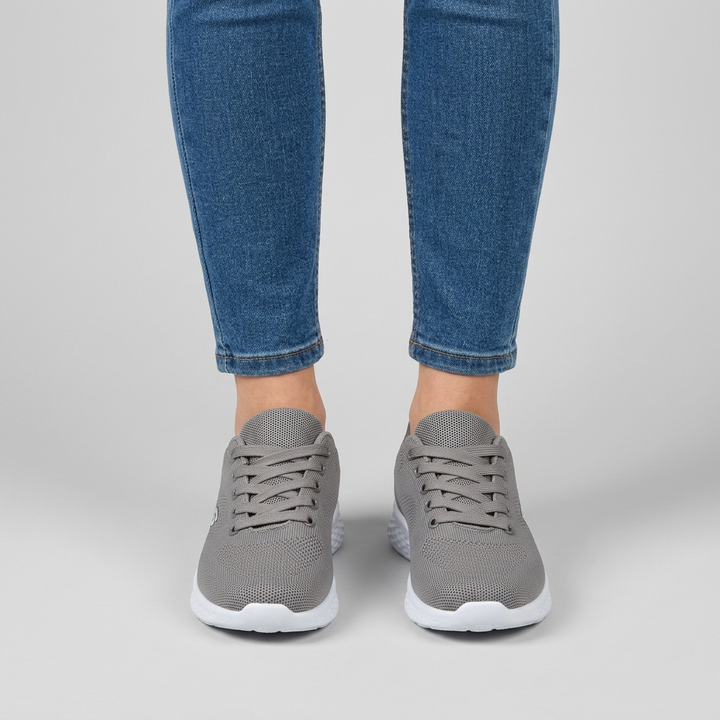 Alixia - Bequeme Sneaker Mit Schnürung