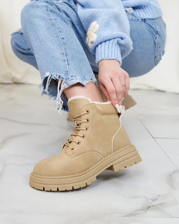 Alosia – Stiefeletten mit Schnürung Und Klobiger Sohle