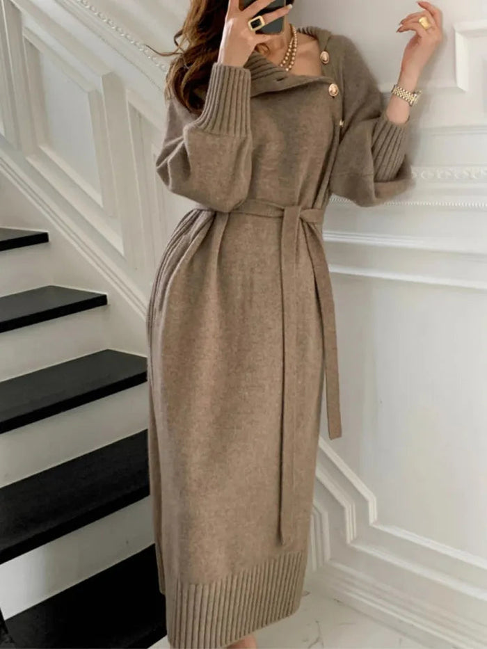 Nassra - Elegantes Rollkragen Kleid