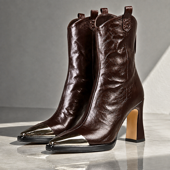 Dobila – Western-Stiefeletten Mit Metallischer Zehenpartie