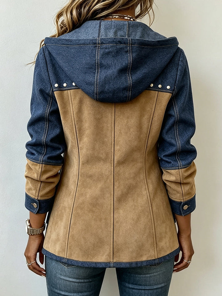 Lyndsay – Jacke Mit Kapuze Und Kontrastierenden Strukturierten Einsätzen
